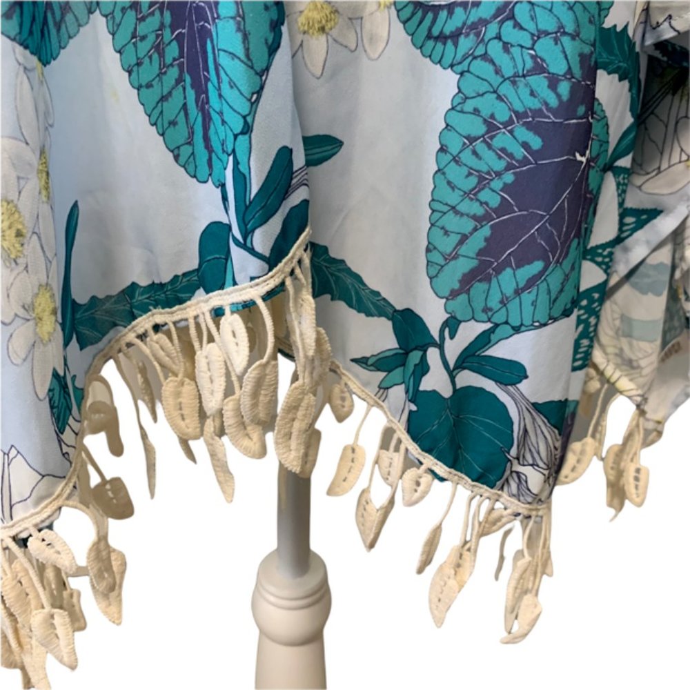 Umgee Floral Kimono M/L - Picture 4 of 6
